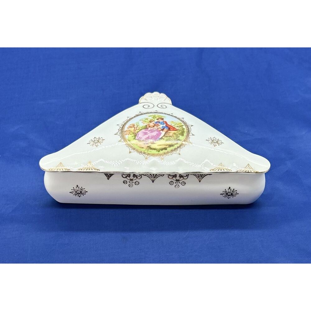 Vtg Porcelain Triangle Trinket Jewelry Box Courting Couple By Arnart Creation